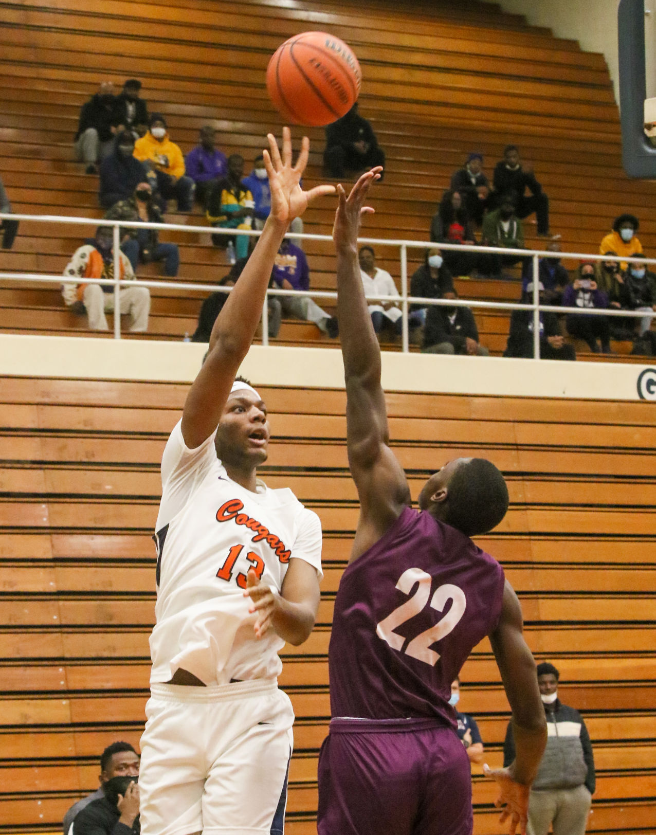 Hammond visits West Side boys basketball